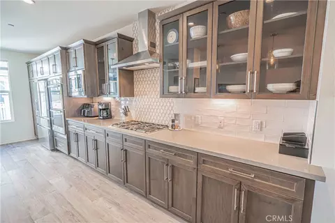 Kitchen - 4060 Tradewinds Dr, Oxnard, CA 93035 photo 3 of 5