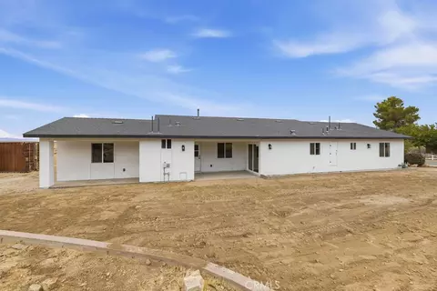 Exterior - 39609 179th E, Palmdale, CA 93591 photo 6 of 17