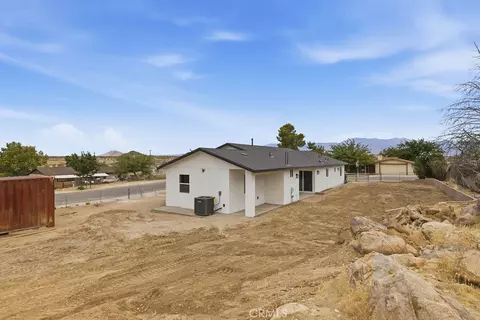 Exterior - 39609 179th E, Palmdale, CA 93591 photo 15 of 17