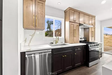 Kitchen - 39609 179th E, Palmdale, CA 93591 photo 7 of 7