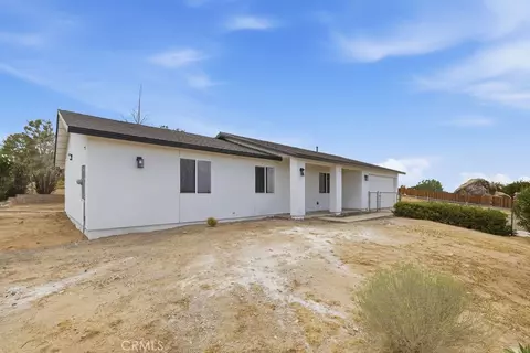 Exterior - 39609 179th E, Palmdale, CA 93591 photo 13 of 17