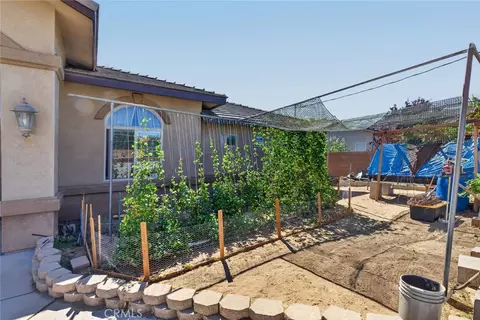 Exterior - 18269 Manzanita, Hesperia, CA 92345 photo 13 of 19