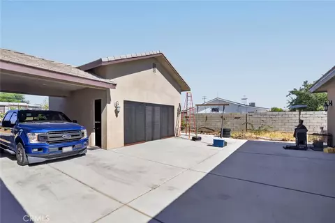 Exterior - 18269 Manzanita, Hesperia, CA 92345 photo 5 of 19