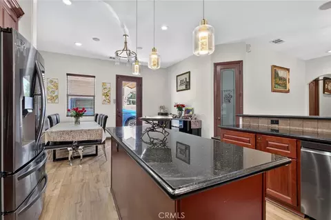 Kitchen - 18269 Manzanita, Hesperia, CA 92345 photo 5 of 5