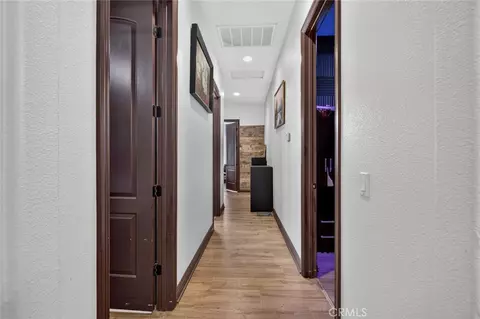 Entry Way - 18269 Manzanita, Hesperia, CA 92345 photo 7 of 7