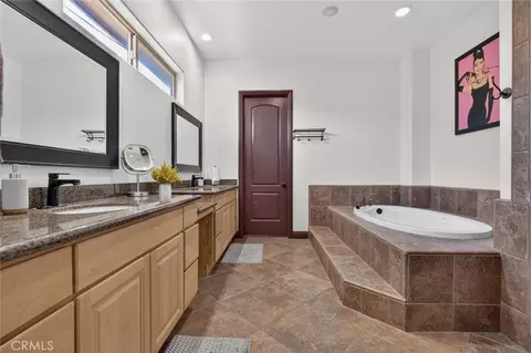Bath - 18269 Manzanita, Hesperia, CA 92345 photo 2 of 6