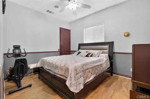 Bedroom - 18269 Manzanita, Hesperia, CA 92345 photo 5 of 8