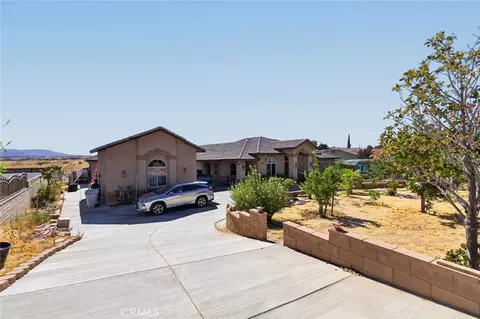 Exterior - 18269 Manzanita, Hesperia, CA 92345 photo 8 of 19