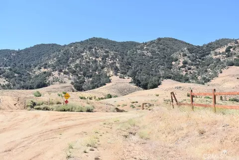 19201 Ottawa Dr, Tehachapi, CA 93561 photo 15