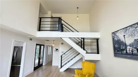 Entry Way - 4630 Eastbourne Bay, Oxnard, CA 93035 photo 2 of 5
