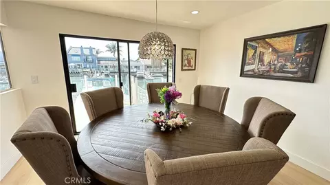 Dining - 4630 Eastbourne Bay, Oxnard, CA 93035 photo 2 of 2