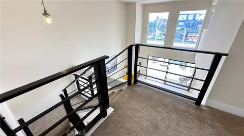 Entry Way - 4630 Eastbourne Bay, Oxnard, CA 93035 photo 5 of 5