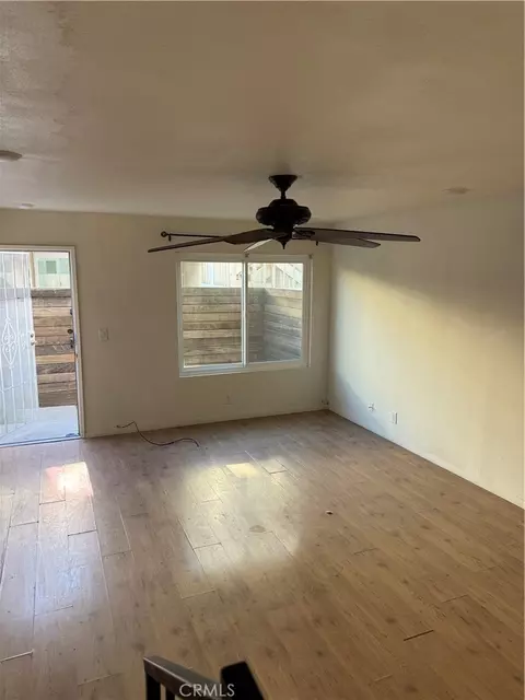 Living - 3452 Lockwood Ct #24, Simi Valley, CA 93063 photo 2 of 3
