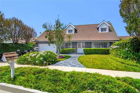 5655 Ramara Ave, Woodland Hills, CA 91367