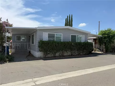 8801 Eton Ave #86, Canoga Park, CA 91304