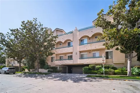 10659 Bloomfield St, Toluca Lake, CA 91602
