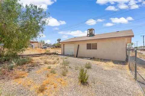 Exterior - 25562 Bejoal, Barstow, CA 92311 photo 6 of 7