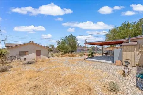 Exterior - 25562 Bejoal, Barstow, CA 92311 photo 4 of 7