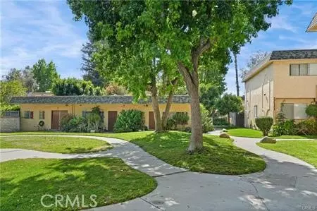 17061 Roscoe Blvd #2, Northridge, CA 91325
