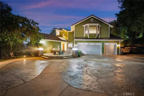 23255 Happy Valley Dr, Newhall, CA 91321