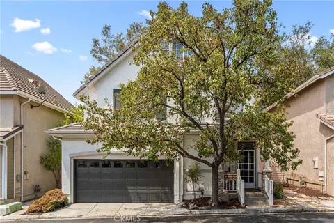 27169 Saddlepeak, Valencia, CA 91354