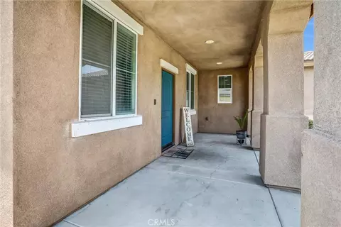 Exterior - 19039 Gregory Ct, Bloomington, CA 92316 photo 5 of 9