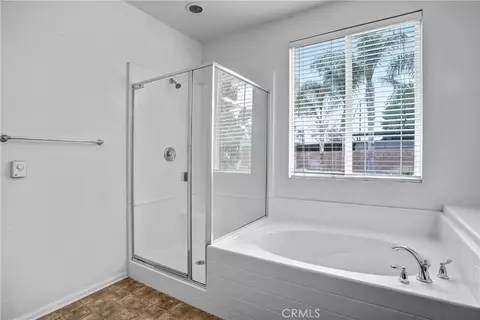 Bath - 19039 Gregory Ct, Bloomington, CA 92316 photo 2 of 2