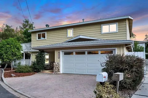 20908 Bandera St, Woodland Hills, CA 91364