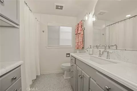 9419 Creemore Dr, Tujunga, CA 91042 photo 12