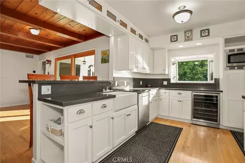 9419 Creemore Dr, Tujunga, CA 91042 photo 8