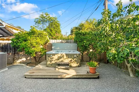 9419 Creemore Dr, Tujunga, CA 91042 photo 27