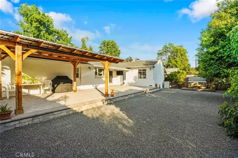 9419 Creemore Dr, Tujunga, CA 91042 photo 25