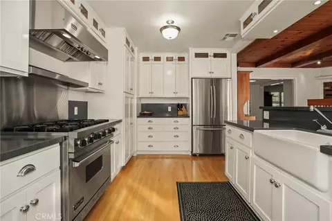9419 Creemore Dr, Tujunga, CA 91042 photo 5