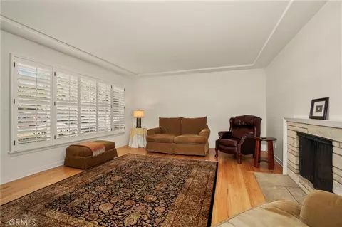 9419 Creemore Dr, Tujunga, CA 91042 photo 3