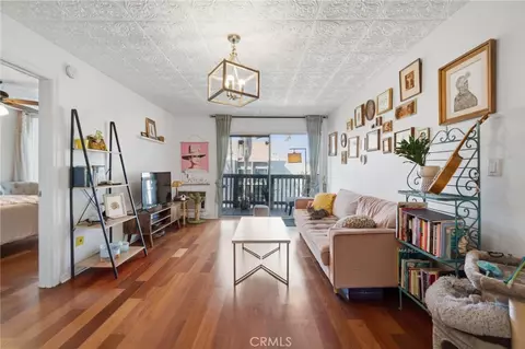 525 S Ardmore Ave #320, Los Angeles, CA 90020