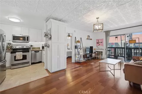 525 S Ardmore Ave #320, Los Angeles, CA 90020