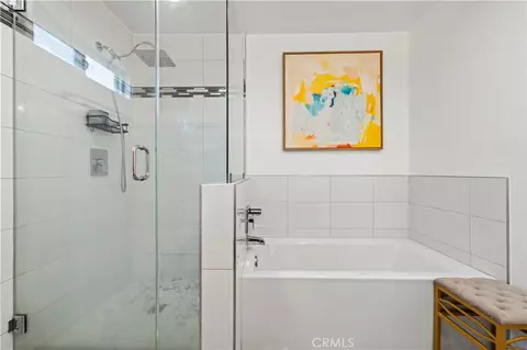 Bath - 16557 Vine Ter, Van Nuys, CA 91406 photo 8 of 9