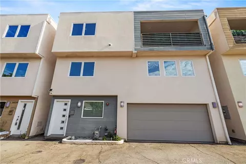 Exterior - 16557 Vine Ter, Van Nuys, CA 91406 photo 2 of 8