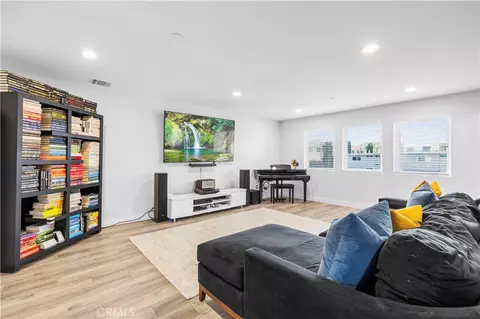 Other - 16557 Vine Ter, Van Nuys, CA 91406 photo 3 of 14