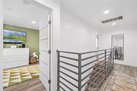 Entry Way - 16557 Vine Ter, Van Nuys, CA 91406 photo 4 of 4
