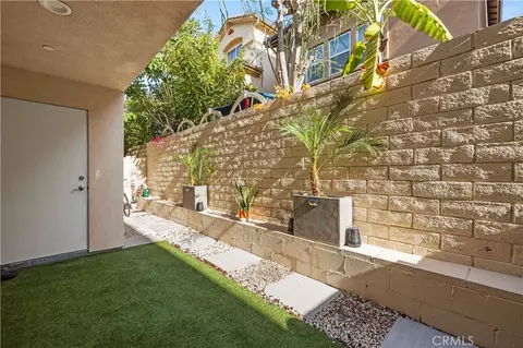 Exterior - 16557 Vine Ter, Van Nuys, CA 91406 photo 8 of 8