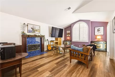 Living - 22229 Shadow Vly, Chatsworth, CA 91311 photo 1 of 5