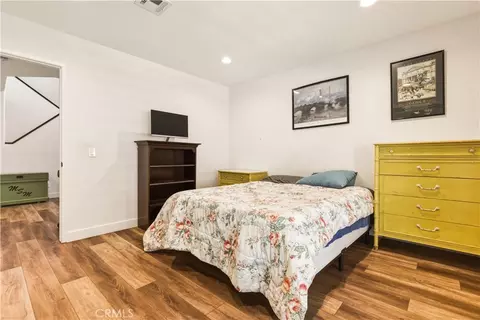 Bedroom - 22229 Shadow Vly, Chatsworth, CA 91311 photo 5 of 6