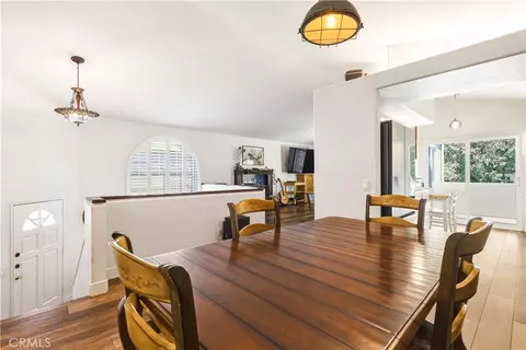 Dining - 22229 Shadow Vly, Chatsworth, CA 91311 photo 3 of 3