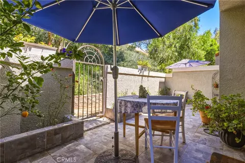 Exterior - 22229 Shadow Vly, Chatsworth, CA 91311 photo 3 of 7