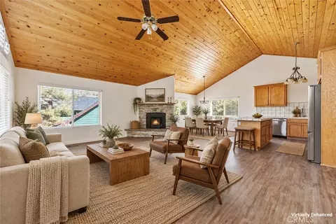 1928 Woodland Dr, Pine Mountain Club, CA 93222