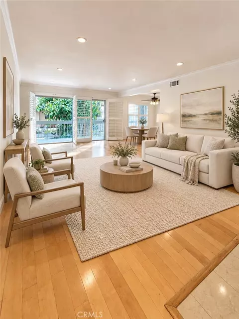 4536 Colbath Ave #102, Sherman Oaks, CA 91423