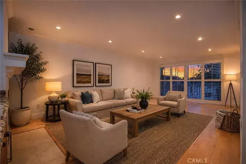 4536 Colbath Ave #102, Sherman Oaks, CA 91423