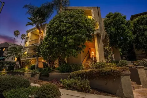 4536 Colbath Ave #102, Sherman Oaks, CA 91423