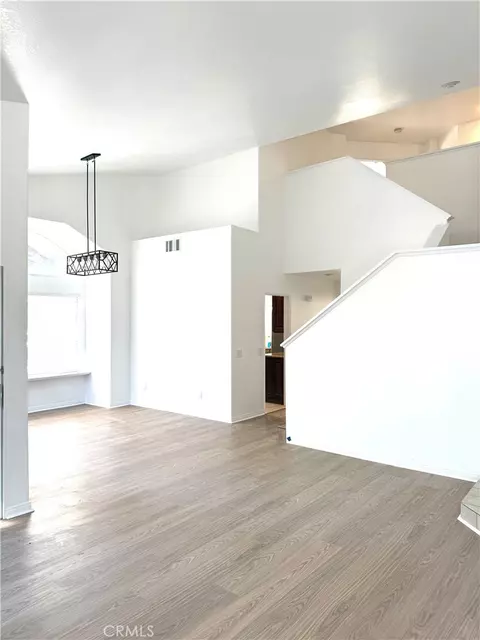 Living - 6906 Hastings, Moorpark, CA 93021 photo 1 of 10